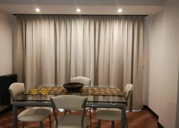 Luminoso Ambiente, Con Cochera En Lo Mejor De La Perla