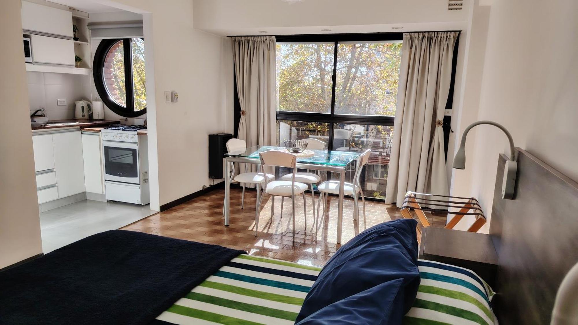 Luminoso Ambiente, Con Cochera En Lo Mejor De La Perla Apartment